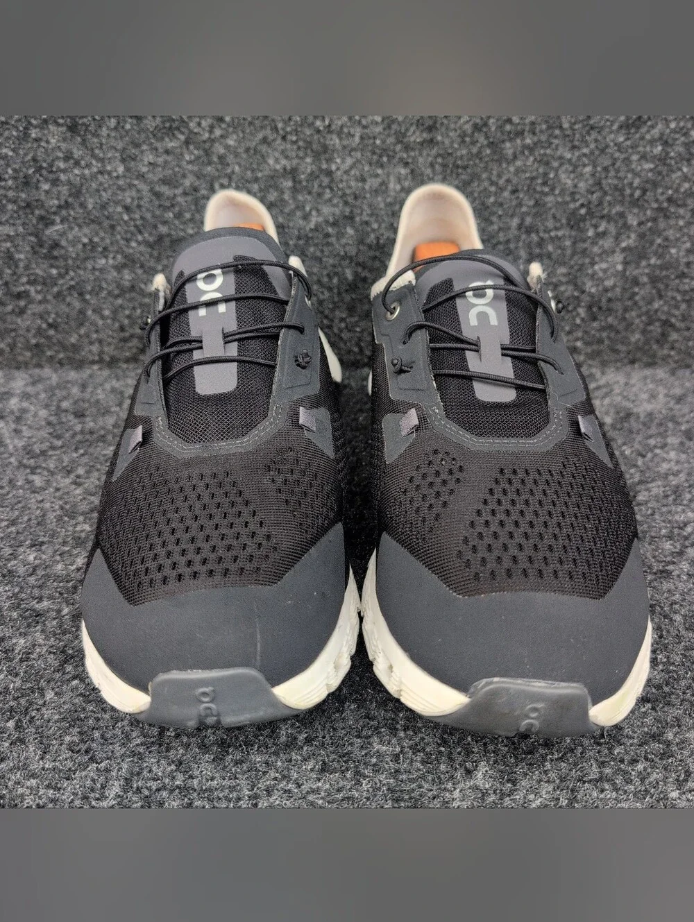 On Cloud 5 Coast Shoes Mens 11.5 Black Gray Athletic Running Walking Sneakers